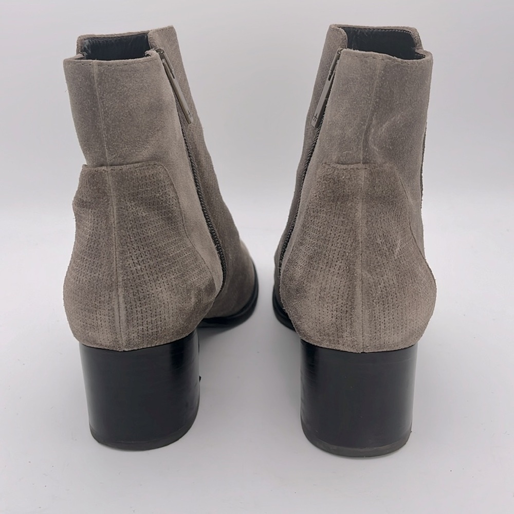 AQUATALIA - Women’s Tisha Ankle heeled Booties Tan Suede Leather Boots size 8.5 - Picture 3 of 10